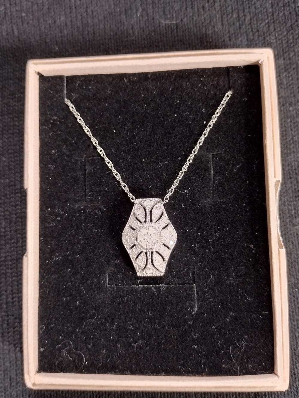 Stunning Vintage Sterling Silver Necklace - Picture 2 of 4